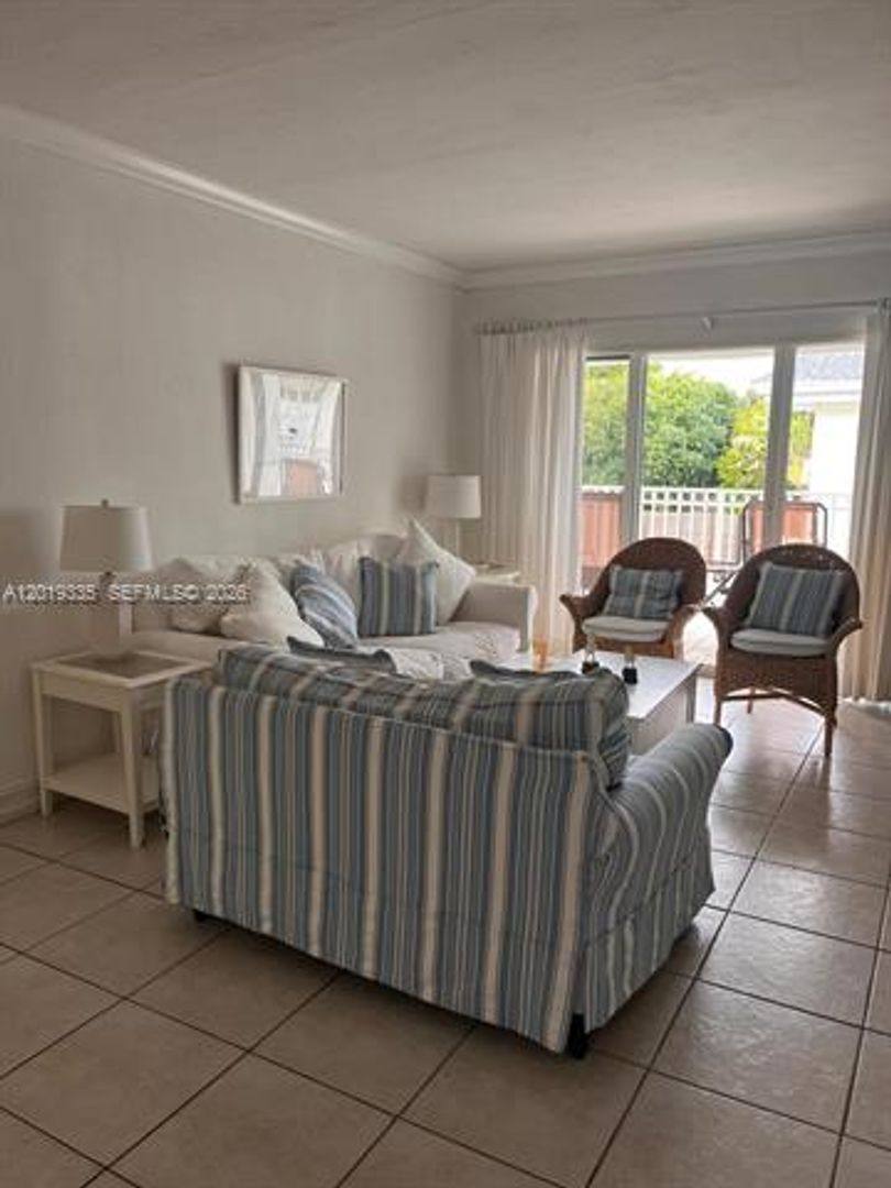 Apartment for rent at 290 Sunrise Dr, Key Biscayne, FL 33149