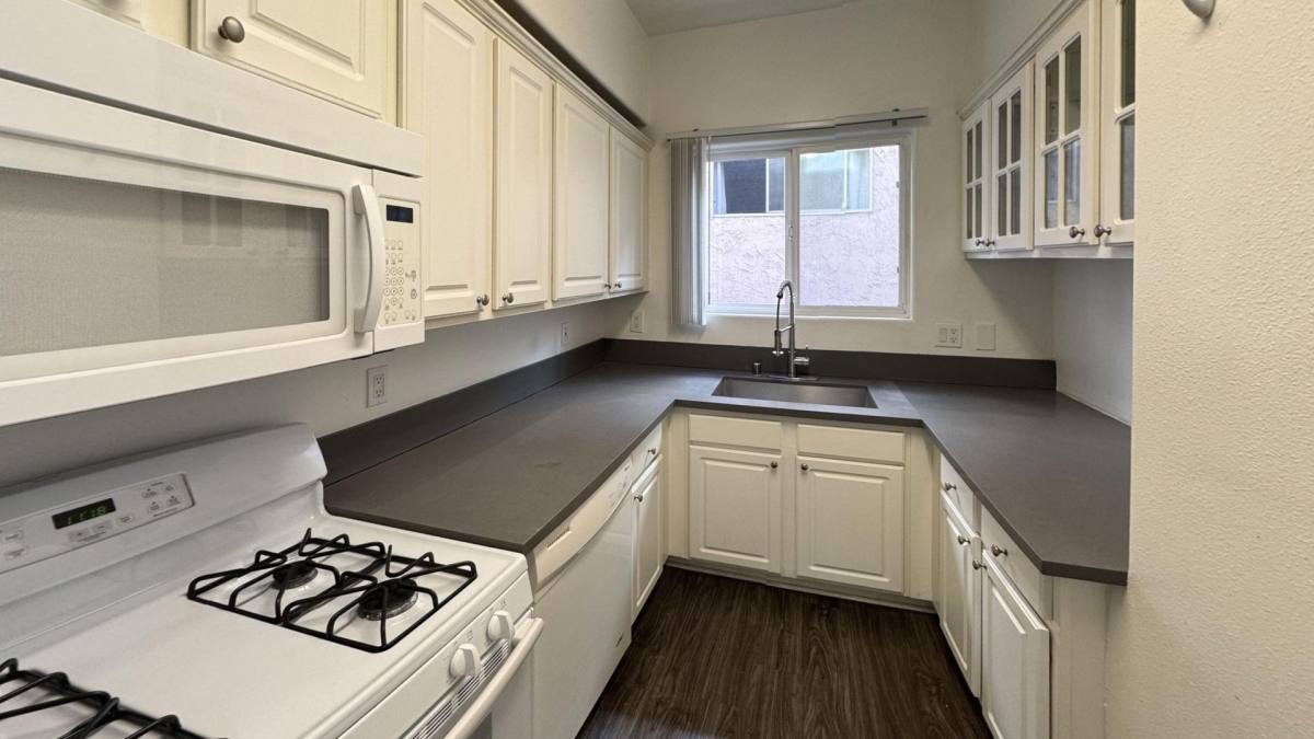 Apartment for rent at 2149 S Bentley Ave #11065, Los Angeles, CA 90025