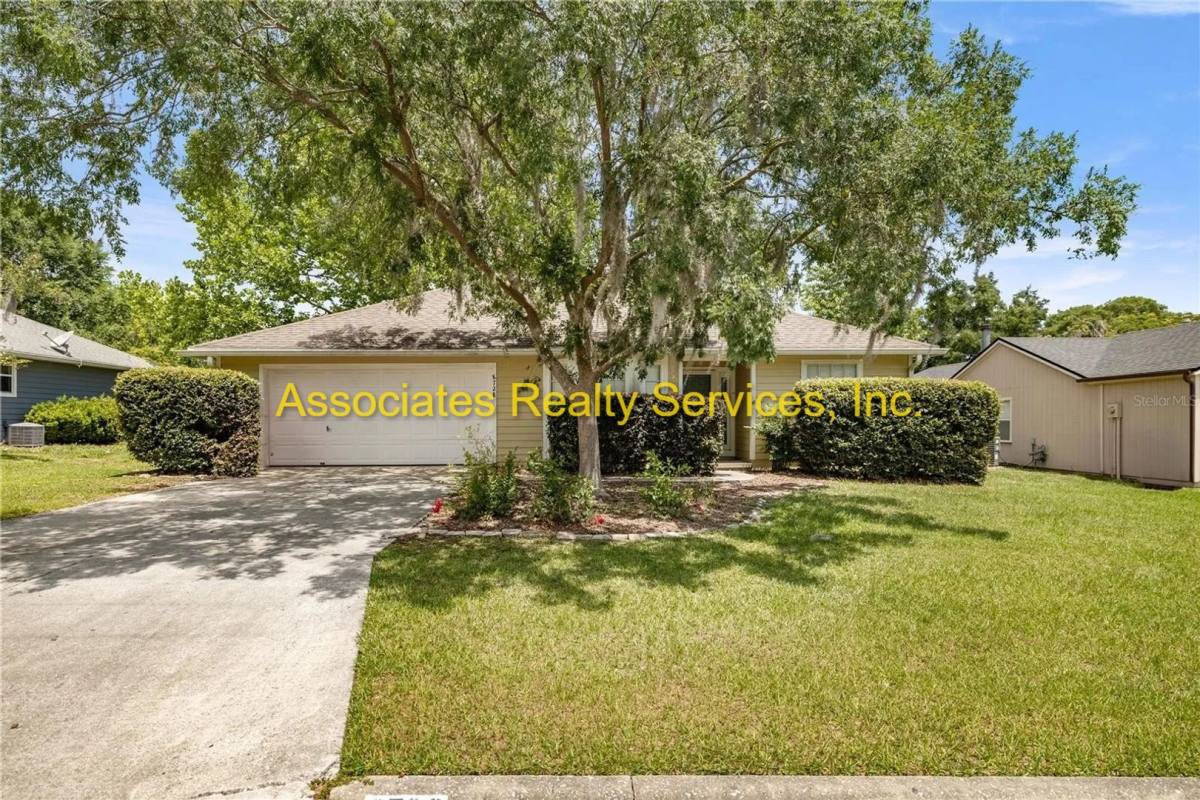 House for rent at 8728 NW 35th Place, Gainesville, FL 32606
