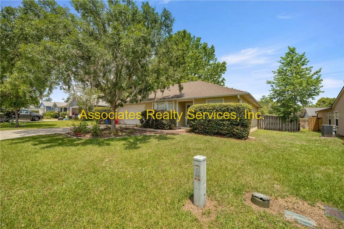 House for rent at 8728 NW 35th Place, Gainesville, FL 32606