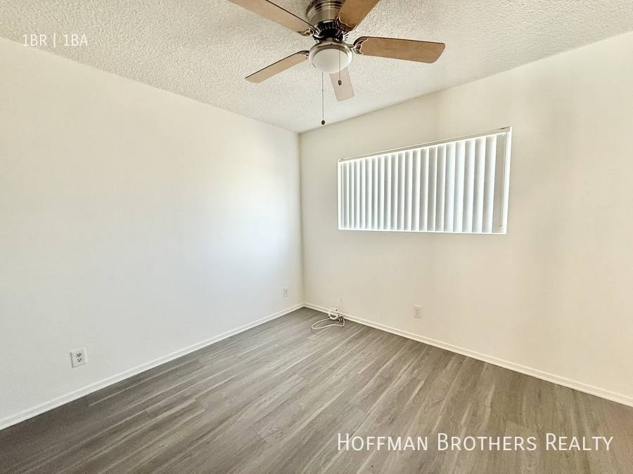 Apartment for rent at 18522 Clark St #4, Tarzana, CA 91356