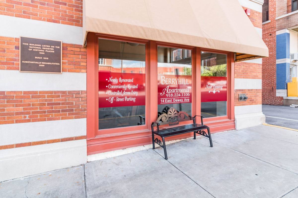 Apartment for rent at 14 E Dewey Ave, Sapulpa, OK 74066