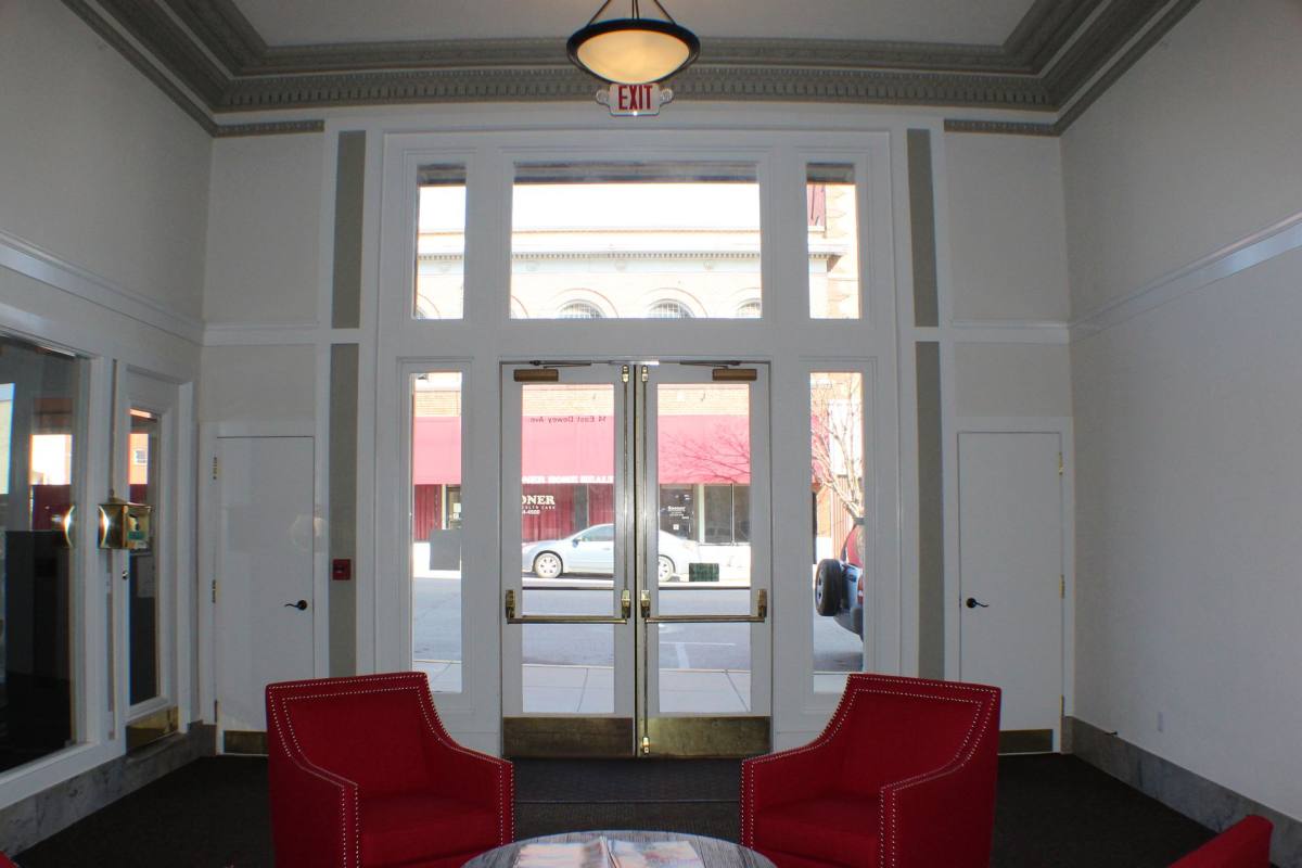 Apartment for rent at 14 E Dewey Ave, Sapulpa, OK 74066
