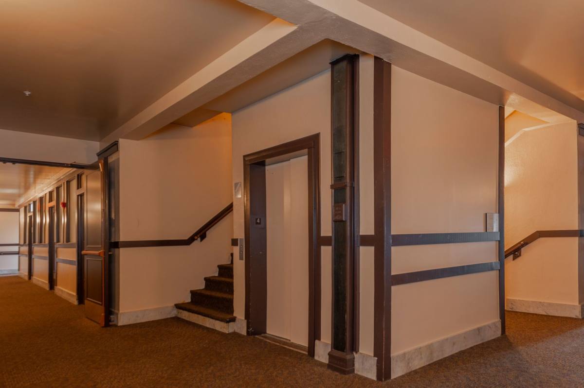 Apartment for rent at 14 E Dewey Ave, Sapulpa, OK 74066