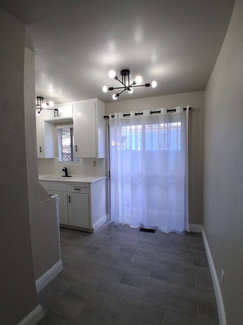Apartment for rent at 1230-1234 N College Ave, Fresno, CA 93728