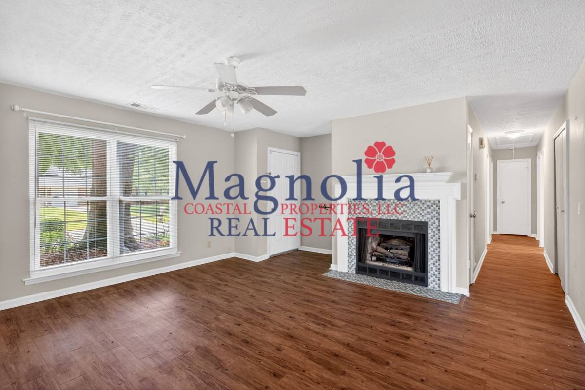 House for rent at 494 Osprey Dr, Richmond Hill, GA 31324