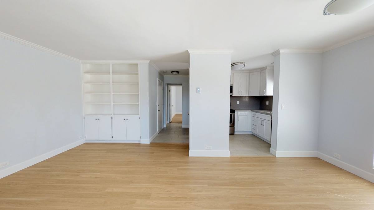 Apartment for rent at 427 Orange Ave, Coronado, CA 92118