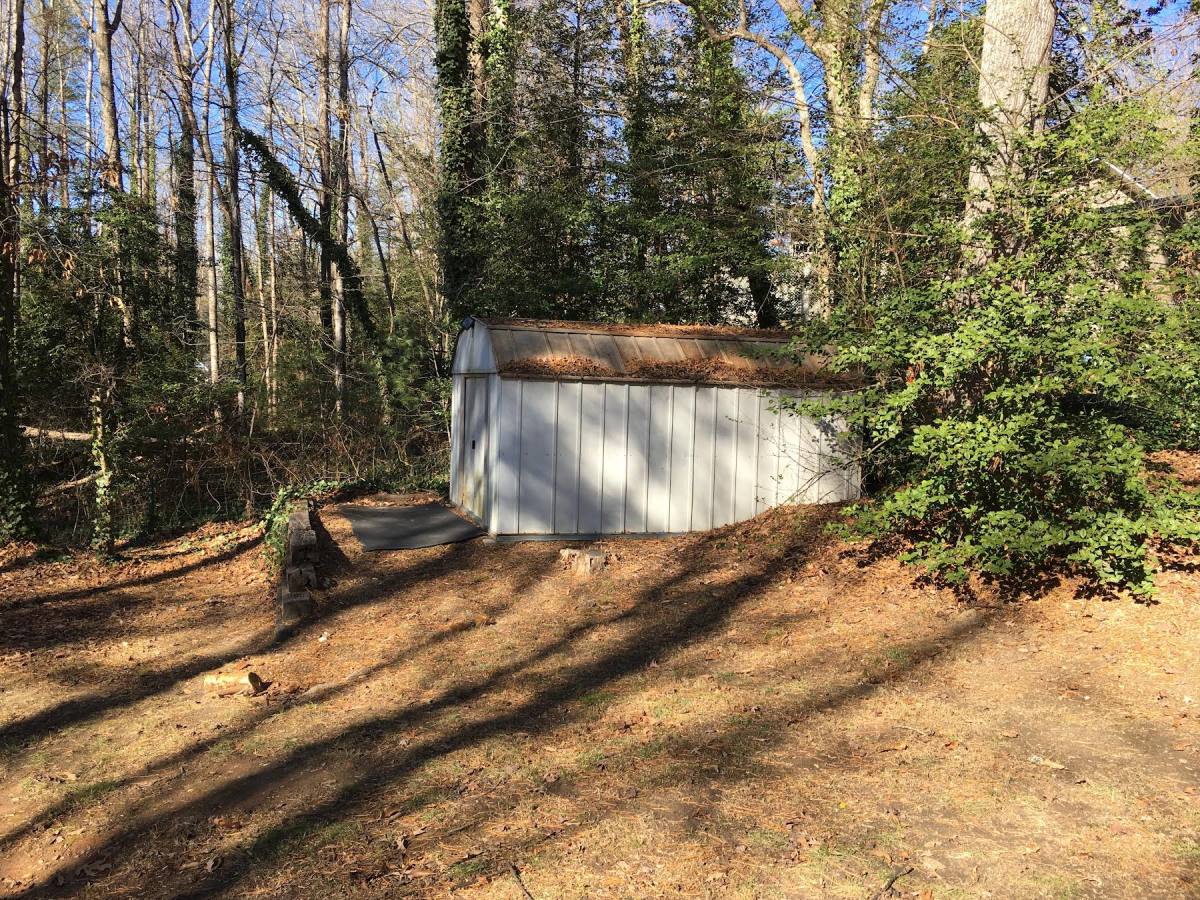 House for rent at 48 N Rowe Rd, Hendersonville, NC 28792