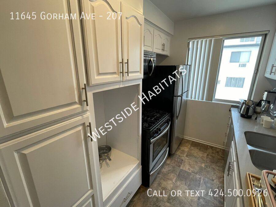 Apartment for rent at 11645 Gorham Ave #207, Los Angeles, CA 90049