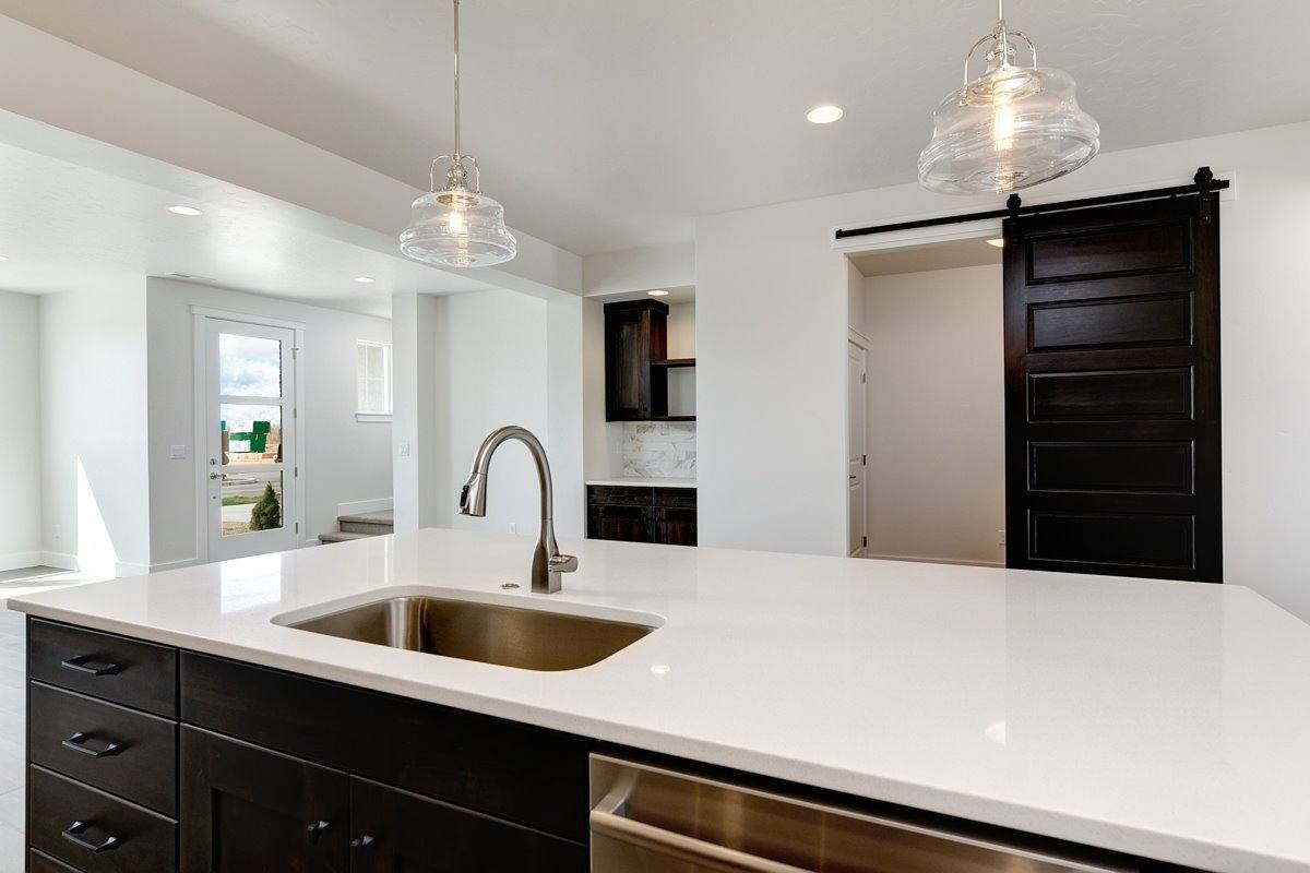 Townhouse for rent at 4314 E Parkcenter Blvd, Boise, ID 83716