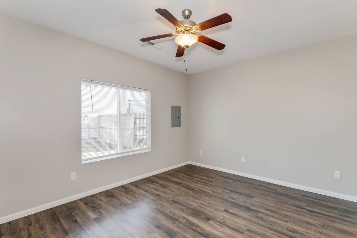 Townhouse for rent at 421 S Longbranch Dr, Maize, KS 67101