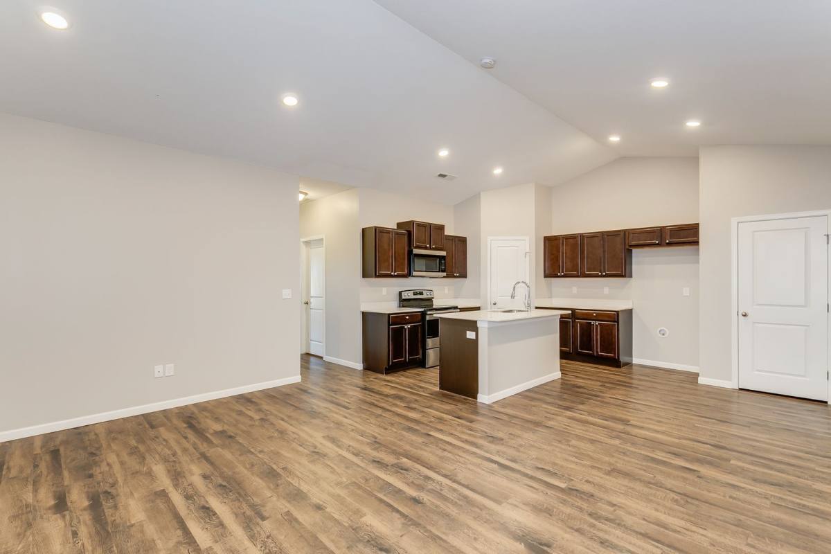 Townhouse for rent at 421 S Longbranch Dr, Maize, KS 67101