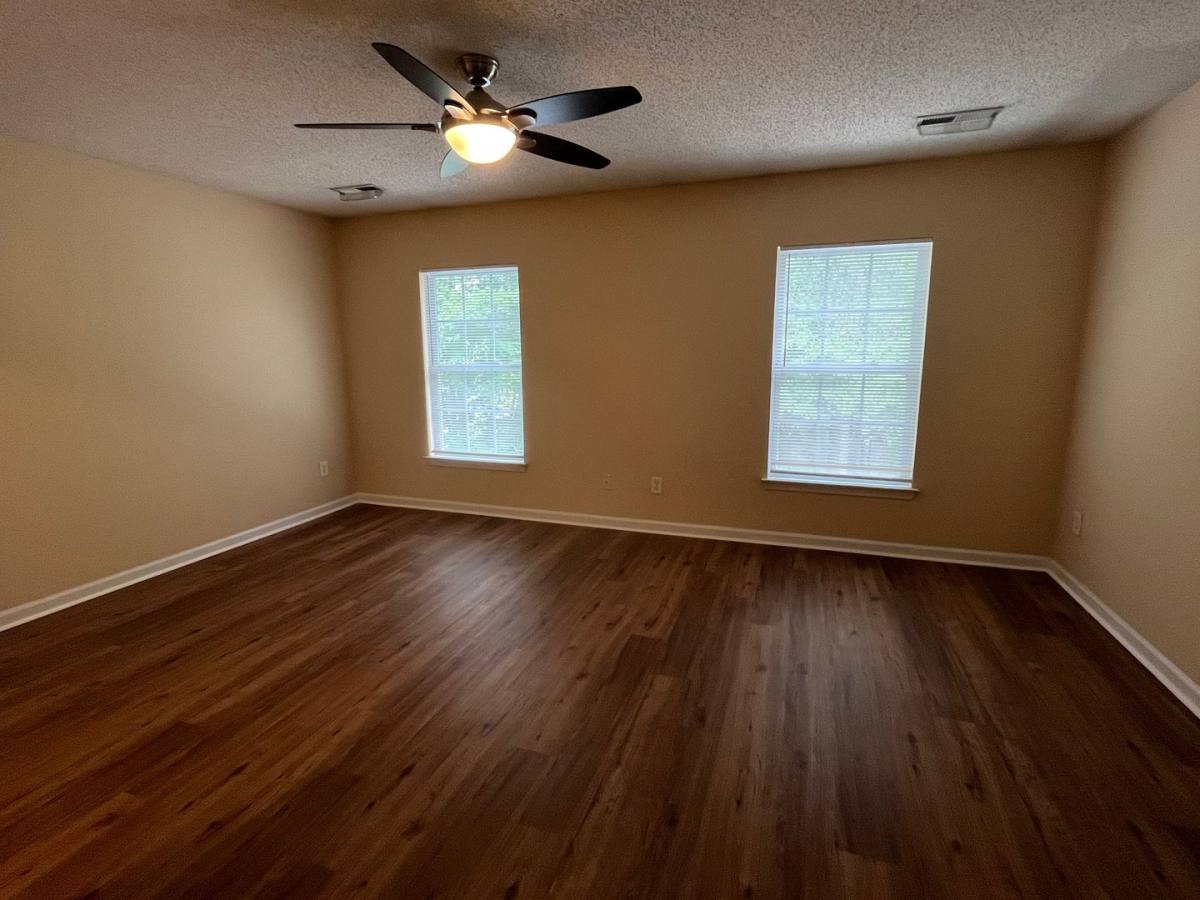 Townhouse for rent at 285 Brookshire Rd, Goose Creek, SC 29445