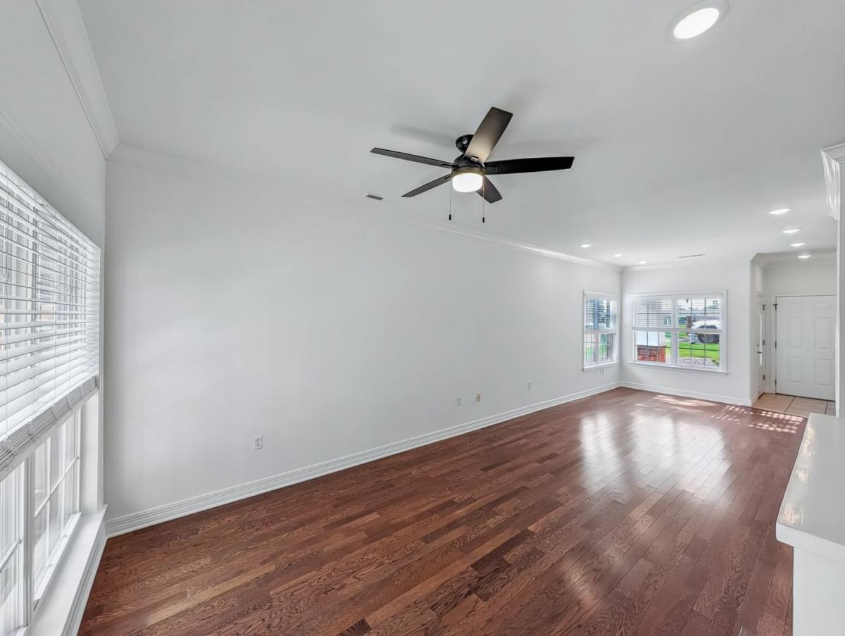 Townhouse for rent at 904 Dixson St, Rogers, AR 72758