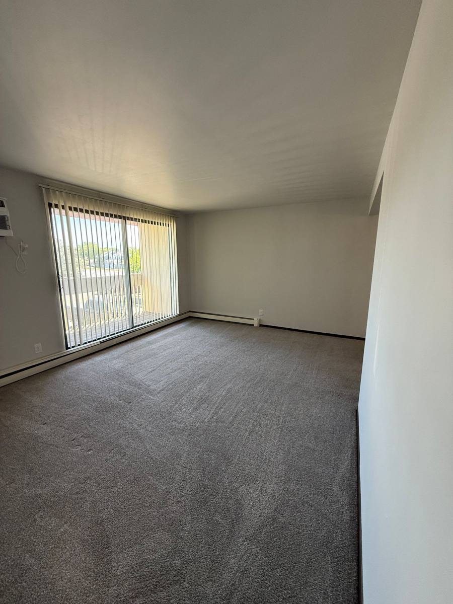 Apartment for rent at 725 Green Bay Dr, Mayville, WI 53050
