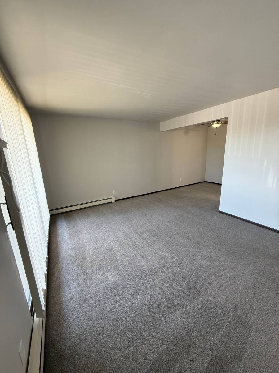 Apartment for rent at 725 Green Bay Dr, Mayville, WI 53050