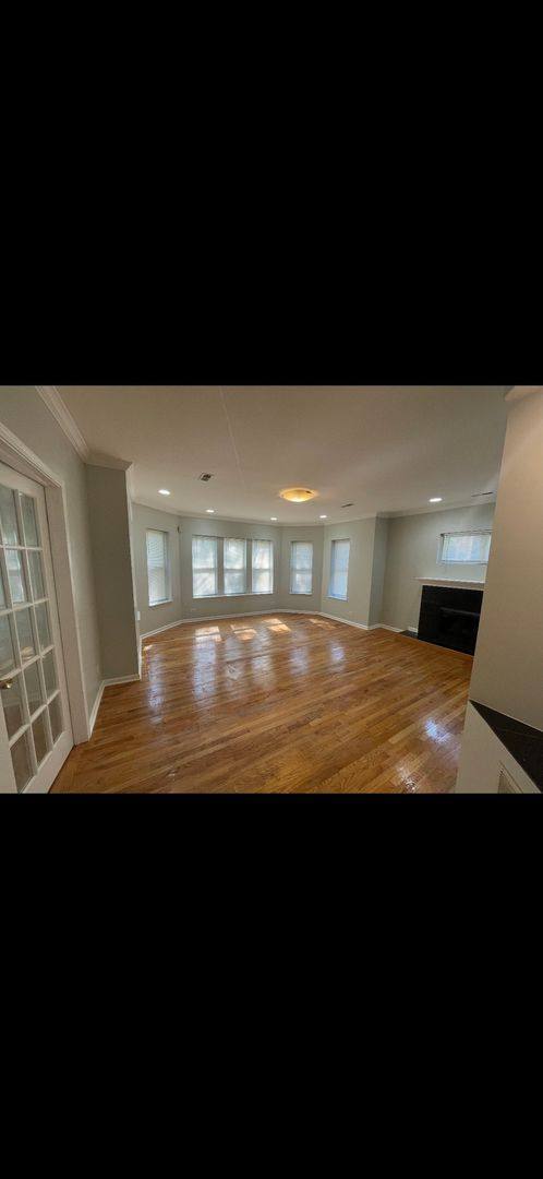 Apartment for rent at 7020 S Cregier Ave, Chicago, IL 60649