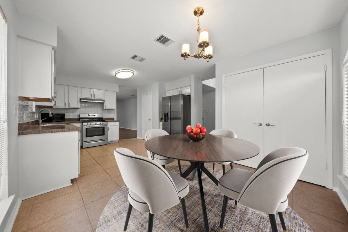 House for rent at 10410 Cayuse Cove, Austin, TX 78748