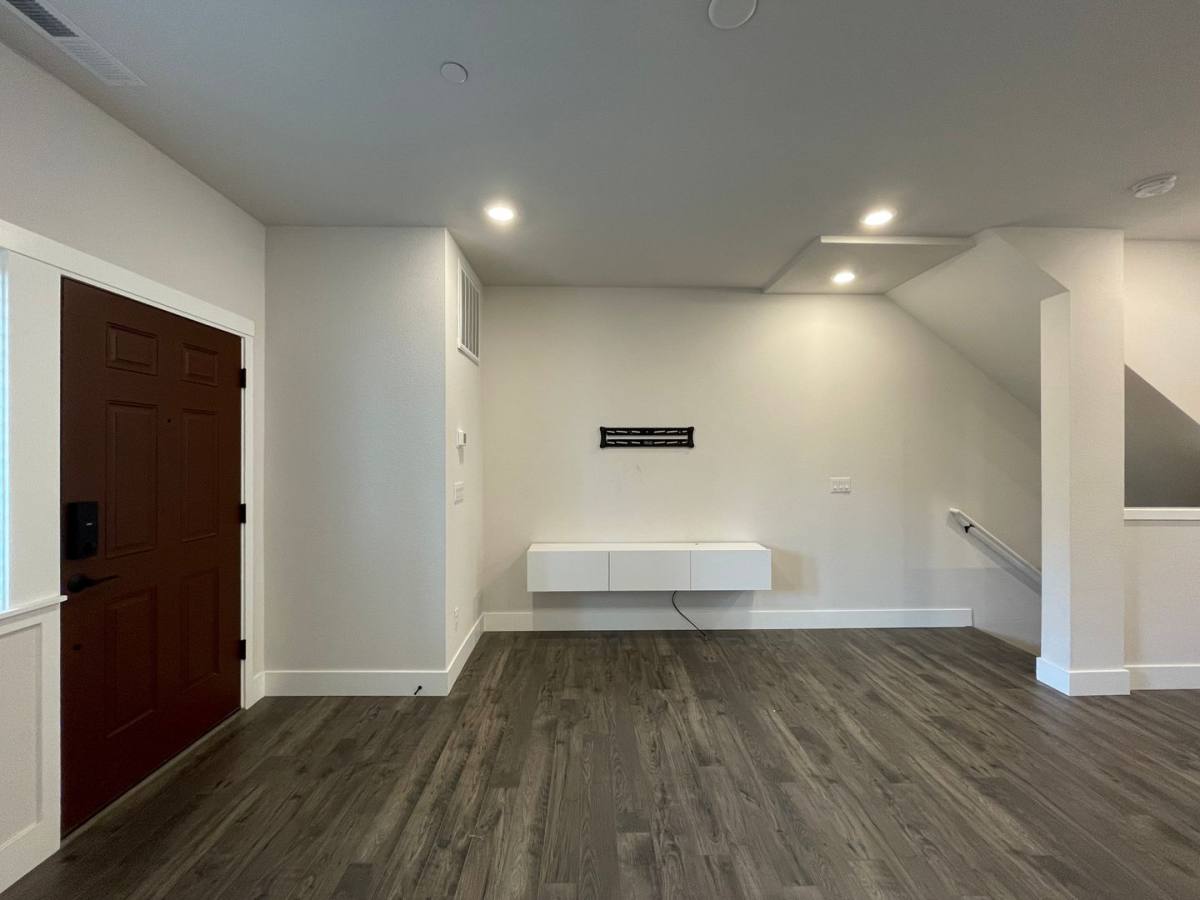 Townhouse for rent at 16022 NW Hosmer Lane, Portland, OR 97229