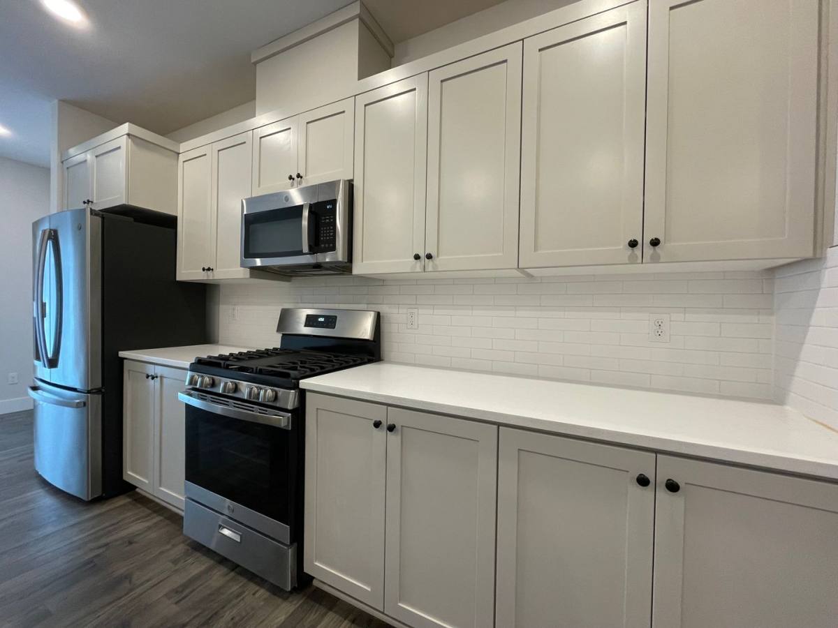 Townhouse for rent at 16022 NW Hosmer Lane, Portland, OR 97229
