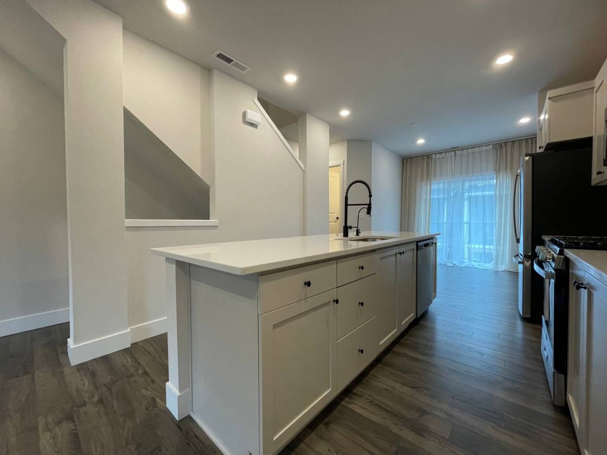 Townhouse for rent at 16022 NW Hosmer Lane, Portland, OR 97229