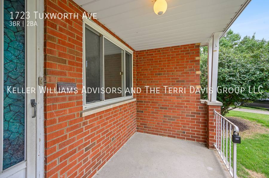 House for rent at 1723 Tuxworth Ave, Cincinnati, OH 45238