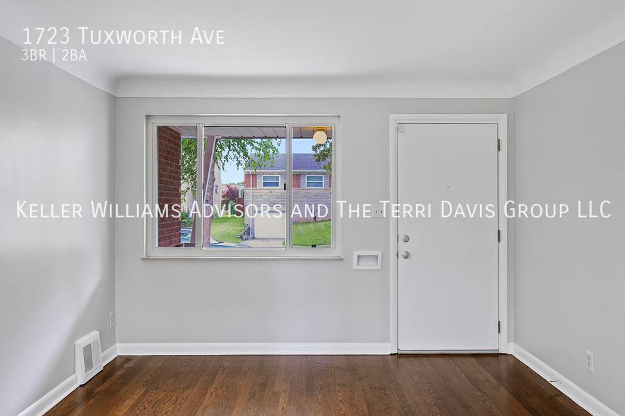 House for rent at 1723 Tuxworth Ave, Cincinnati, OH 45238