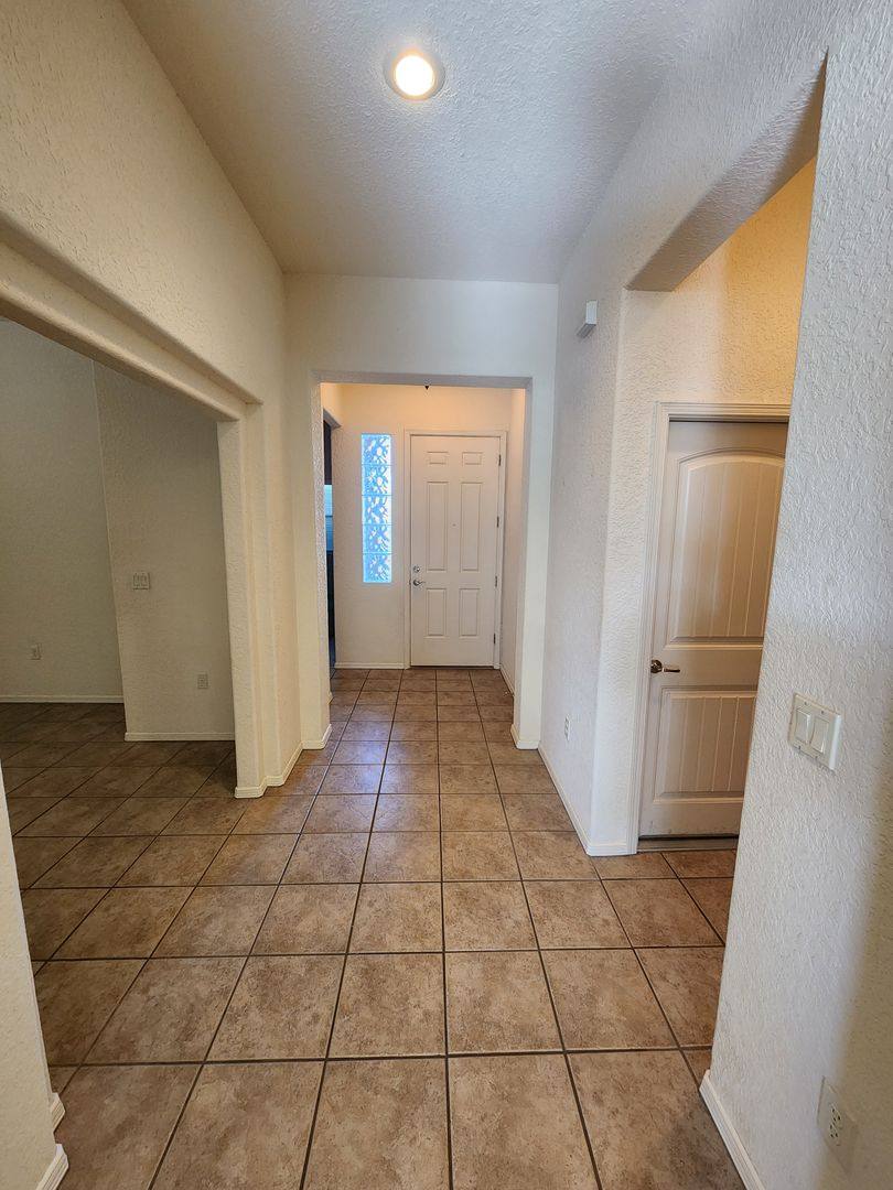 Townhouse for rent at 2409 Cortina, Las Cruces, NM 88011