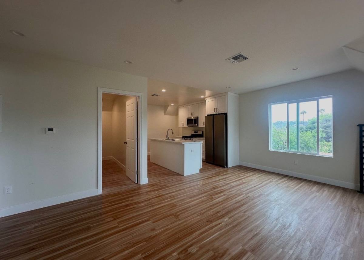 Apartment for rent at 584 Cypress Ave, Los Angeles, CA 90065