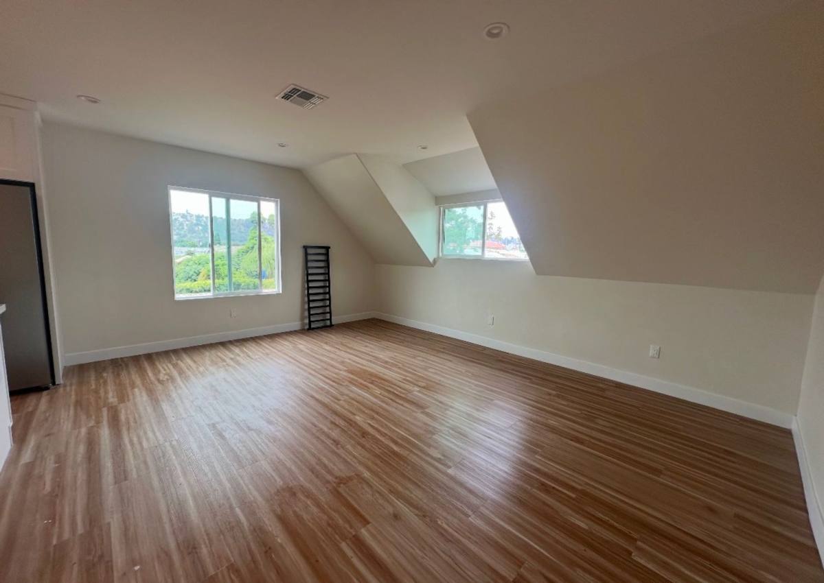 Apartment for rent at 584 Cypress Ave, Los Angeles, CA 90065
