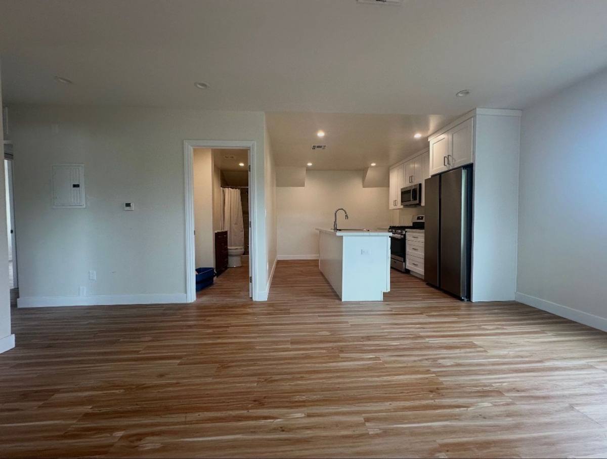 Apartment for rent at 584 Cypress Ave, Los Angeles, CA 90065