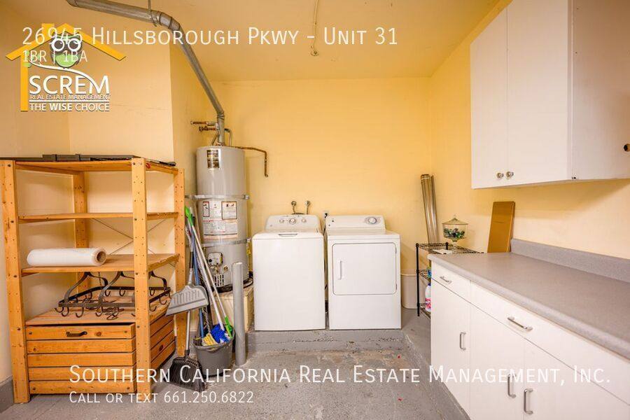 Townhouse for rent at 26945 Hillsborough Parkway #31, Valencia, CA 91354