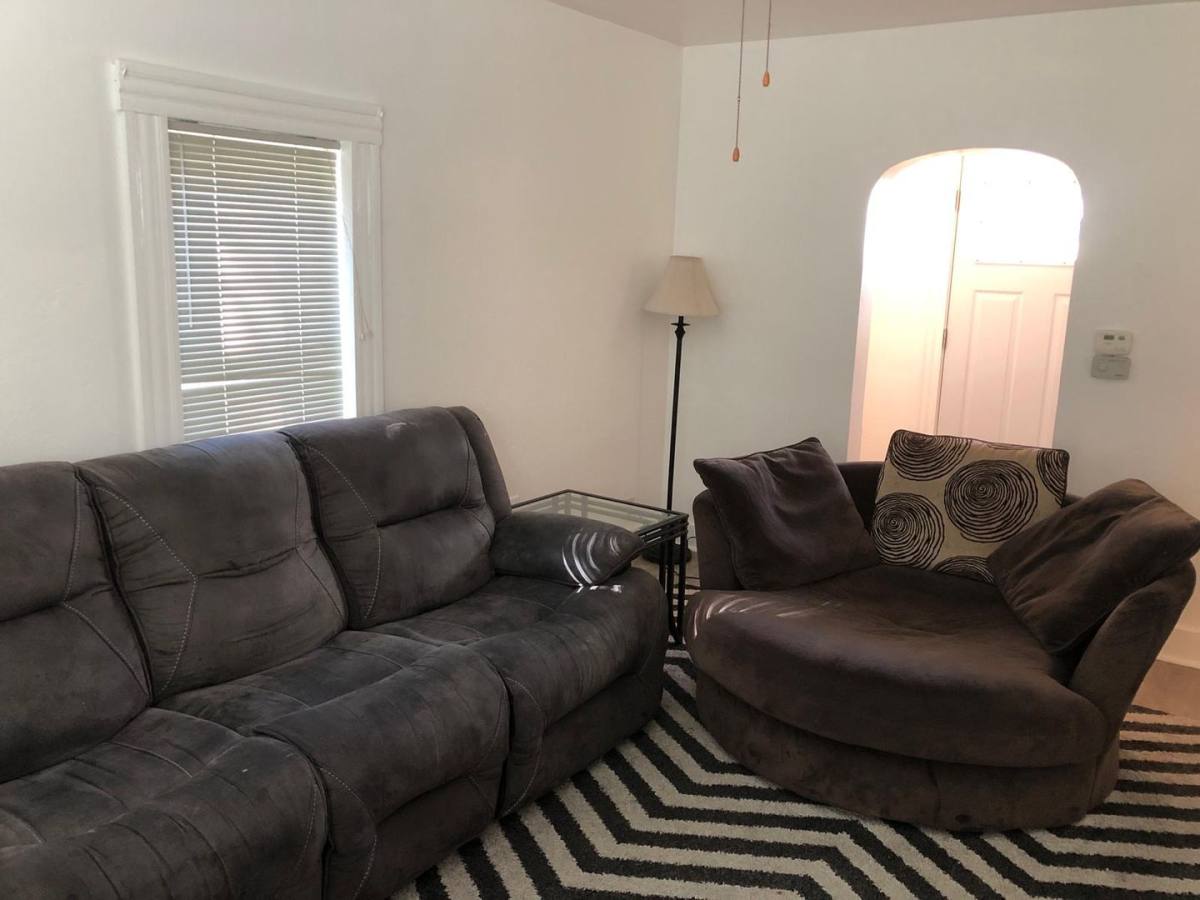 Apartment for rent at 346 2nd Ave, Bridgeville, PA 15017