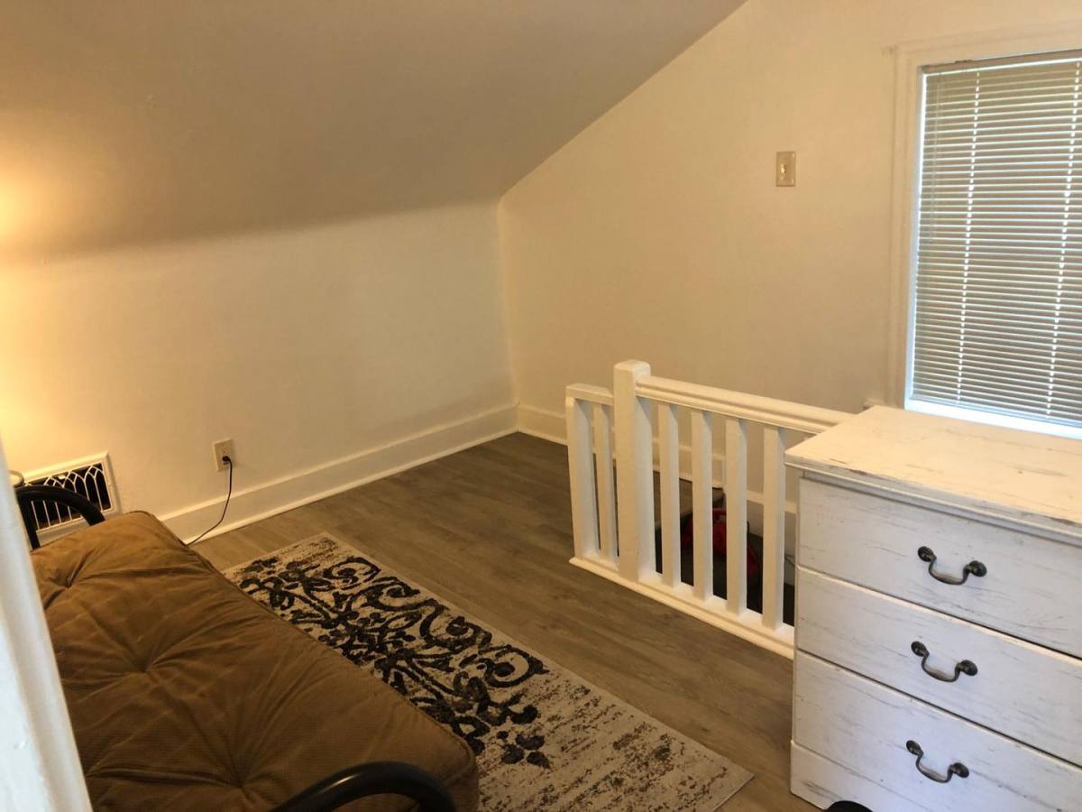 Apartment for rent at 346 2nd Ave, Bridgeville, PA 15017