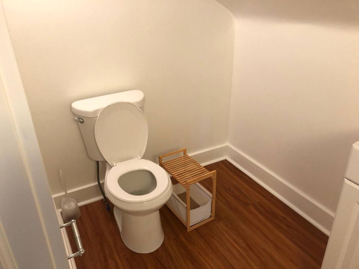 Apartment for rent at 346 2nd Ave, Bridgeville, PA 15017