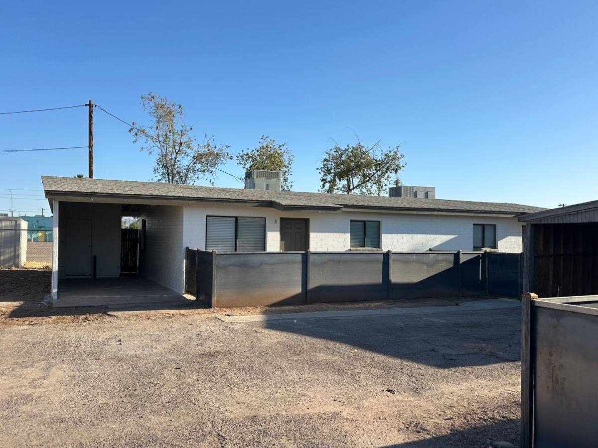 Apartment for rent at 1626 N 26th Place, Phoenix, AZ 85008