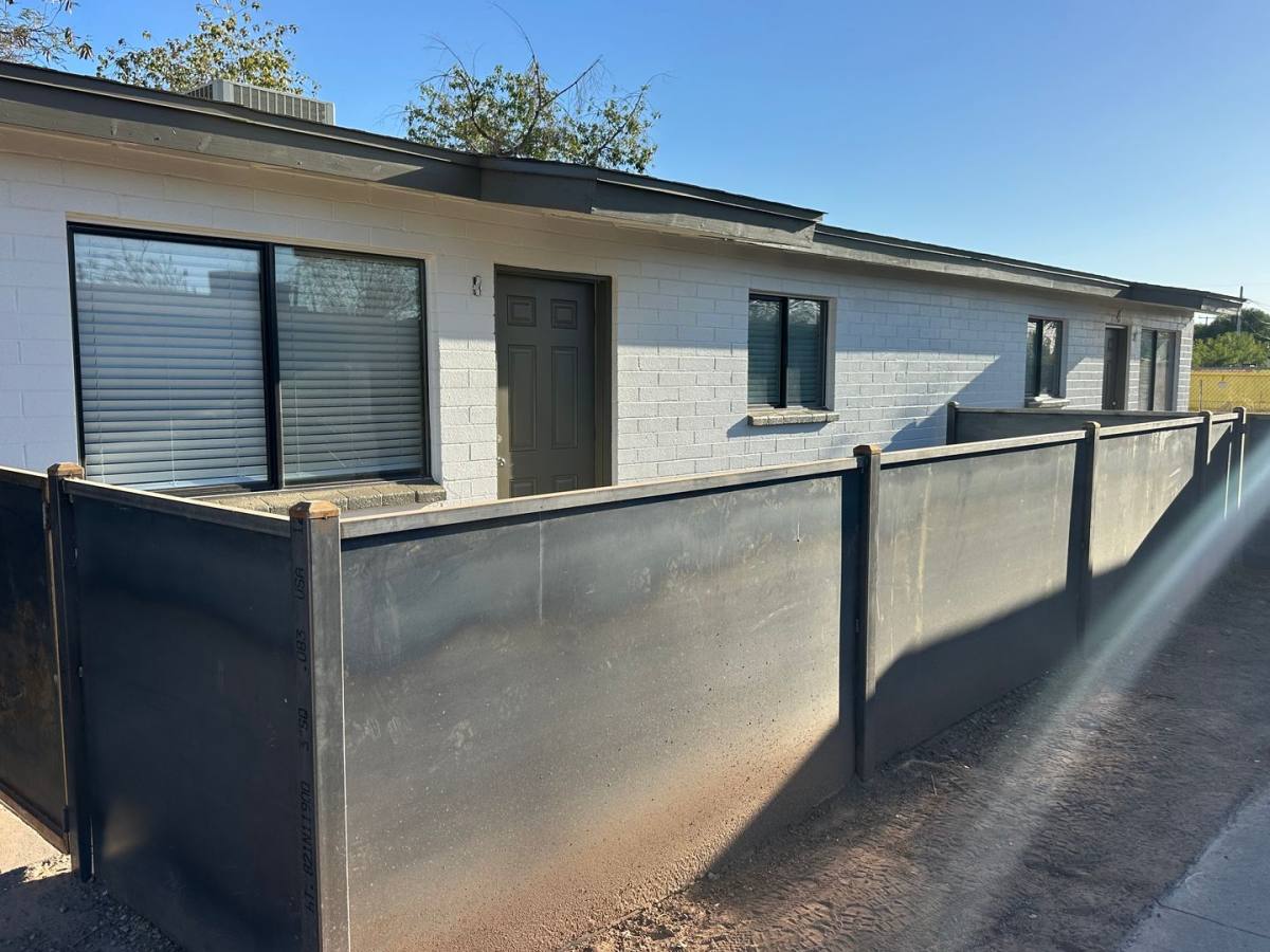 Apartment for rent at 1626 N 26th Place, Phoenix, AZ 85008