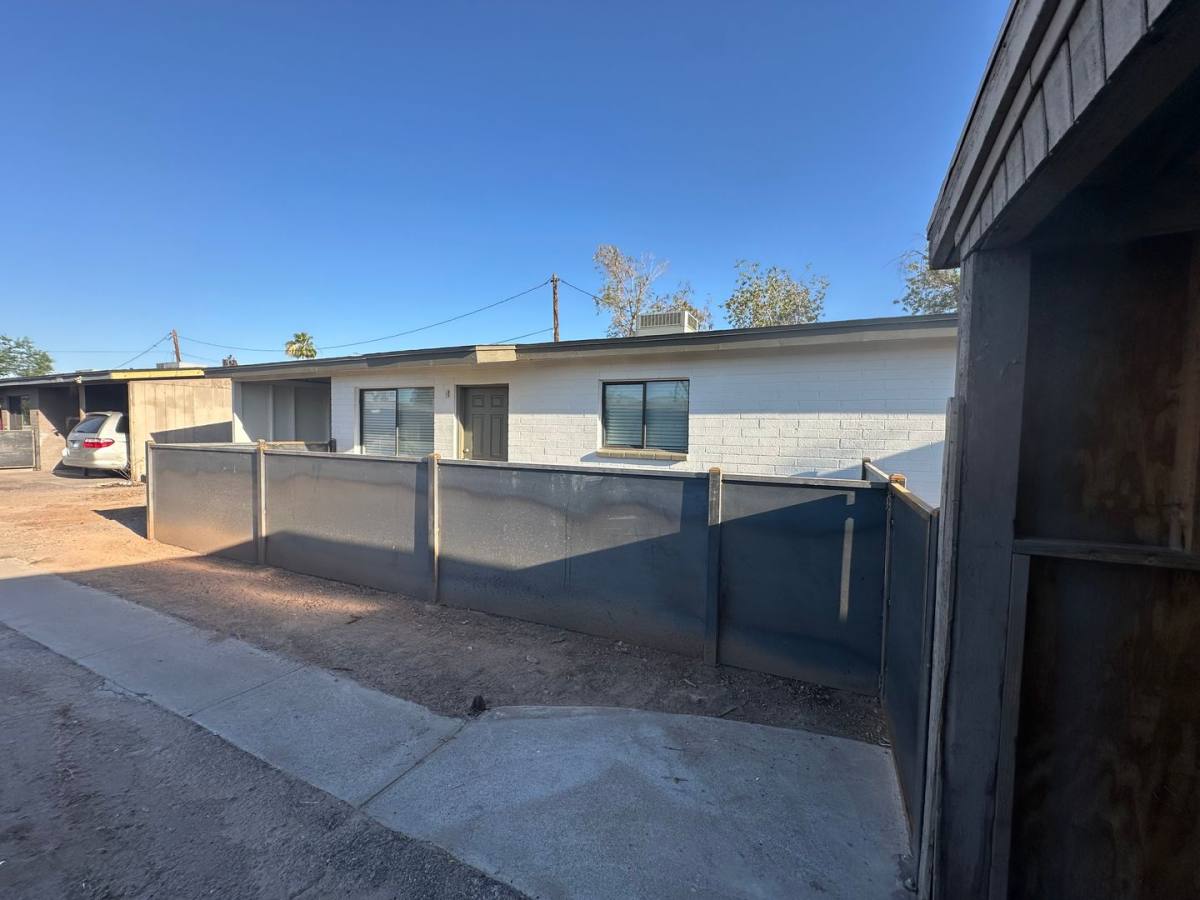 Apartment for rent at 1626 N 26th Place, Phoenix, AZ 85008