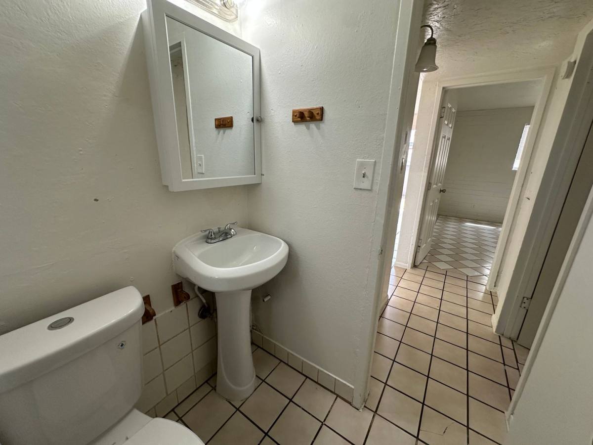 Apartment for rent at 1626 N 26th Place, Phoenix, AZ 85008