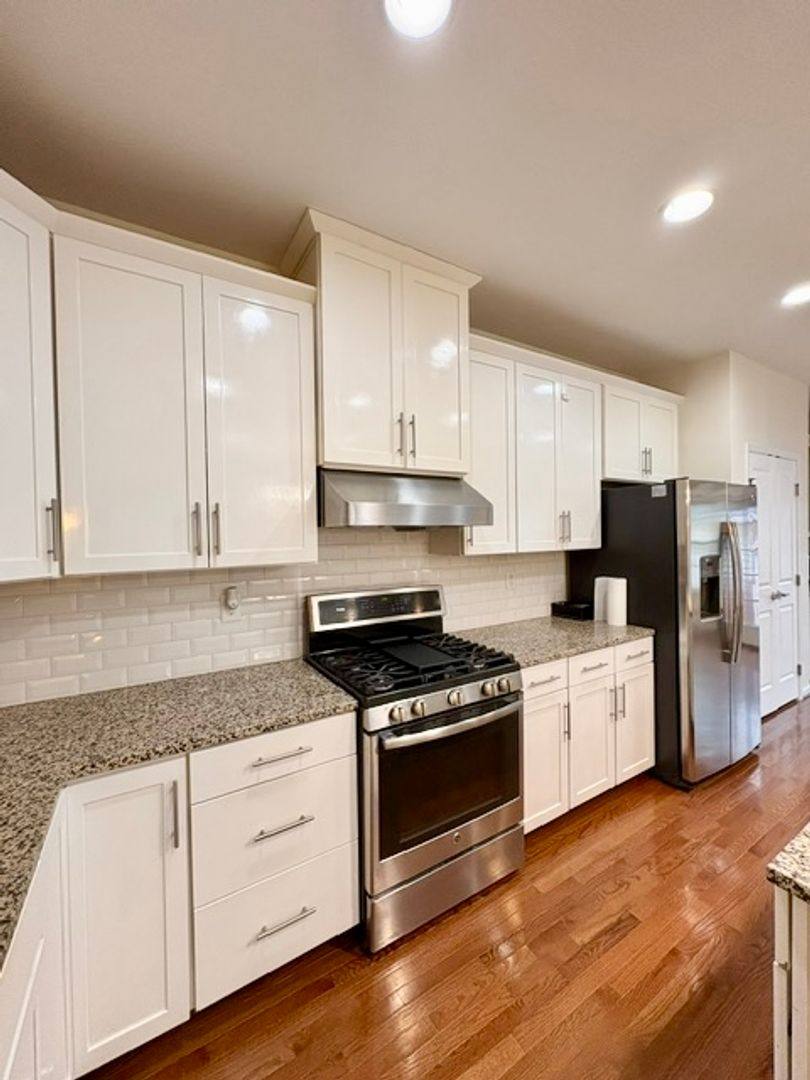 Townhouse for rent at 12227 Majestic Maple Dr, Clarksburg, MD 20871