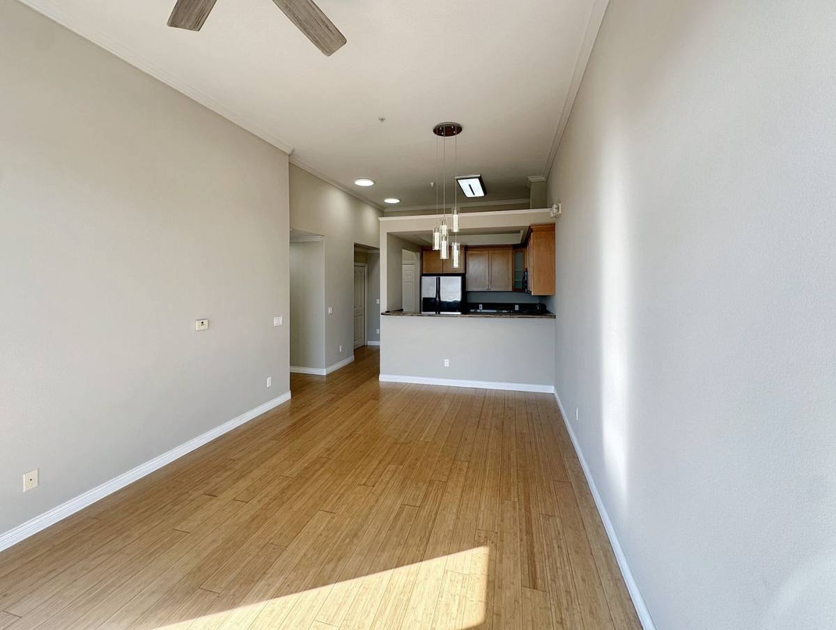 Apartment for rent at 15956 E 14th St #404, Daly City, CA 94015