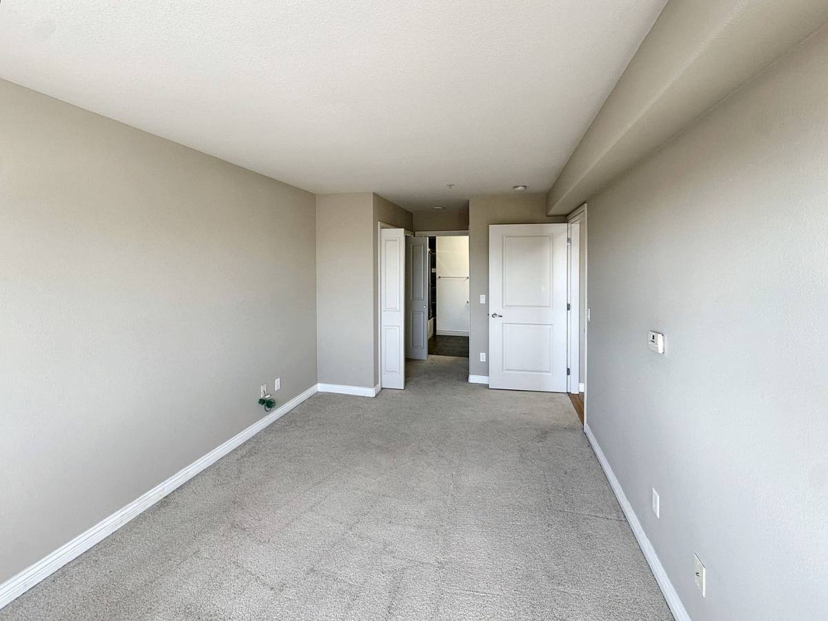 Apartment for rent at 15956 E 14th St #404, Daly City, CA 94015