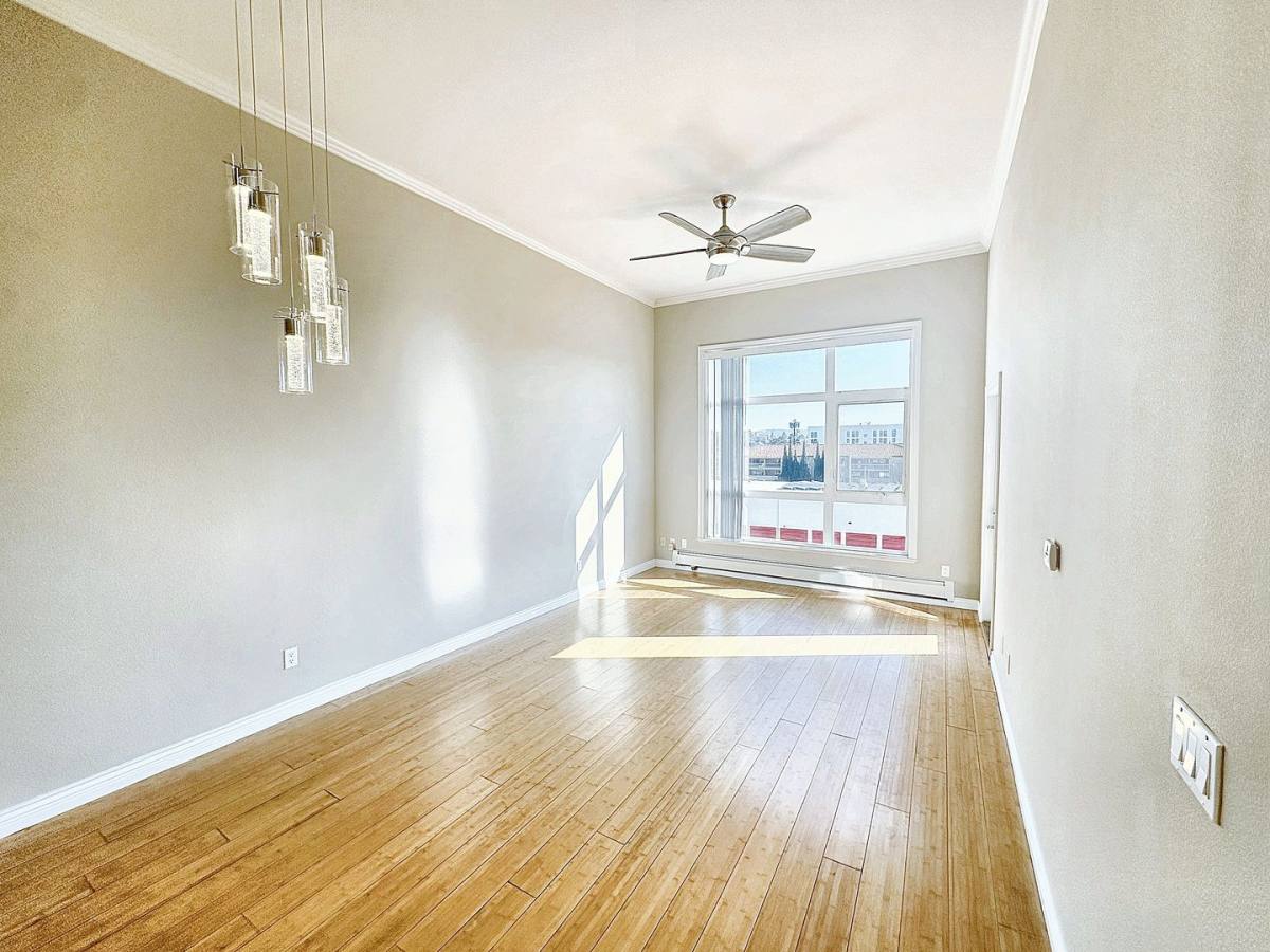 Apartment for rent at 15956 E 14th St #404, Daly City, CA 94015