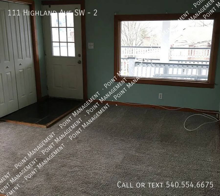 Apartment for rent at 111 Highland Ave SW #2, Roanoke, VA 24016