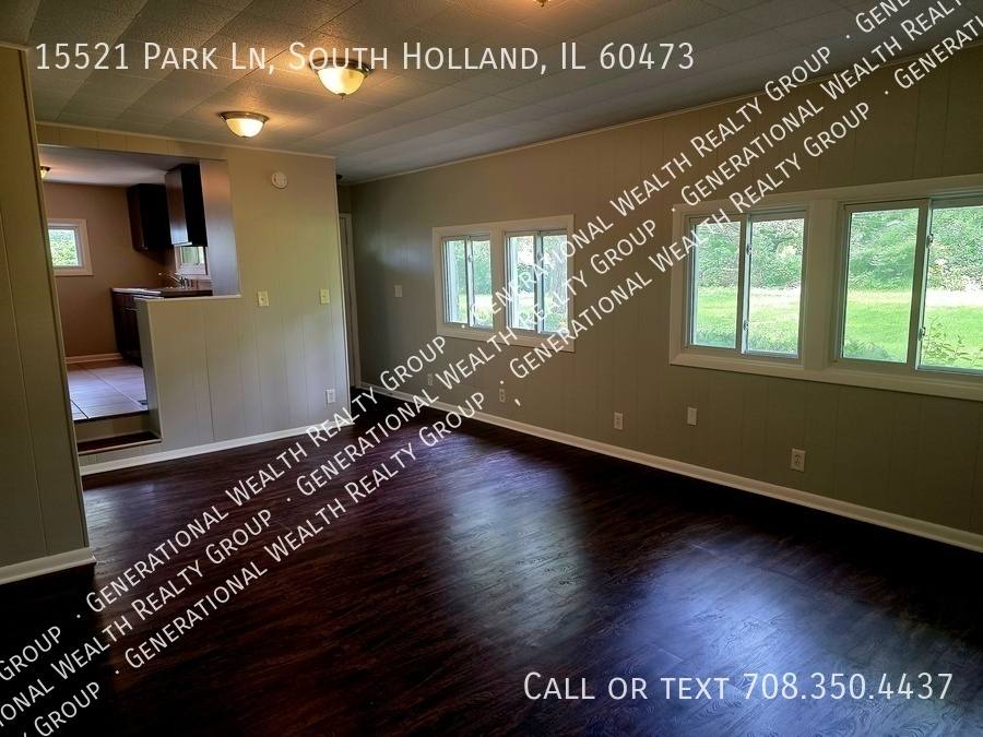 House for rent at 15521 Park Lane, South Holland, IL 60473
