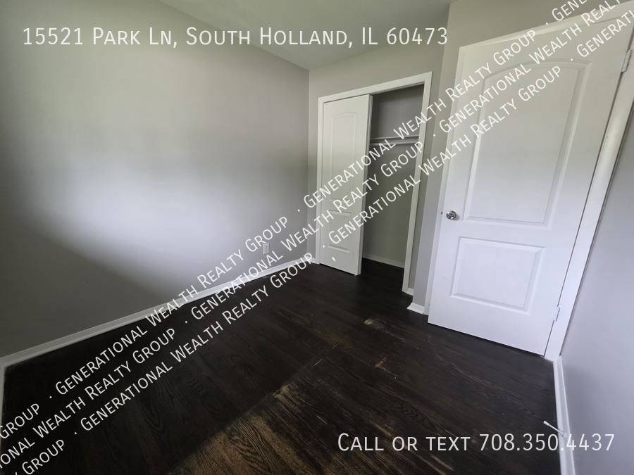 House for rent at 15521 Park Lane, South Holland, IL 60473