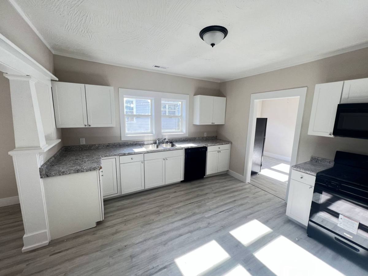 House for rent at 2251 N Rogers Ave, Springfield, MO 65803