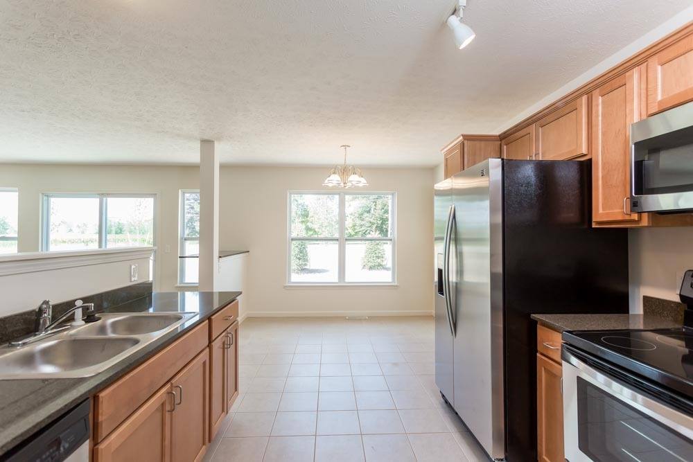 Townhouse for rent at 2 Silverlight Way, Rochester, NY 14624