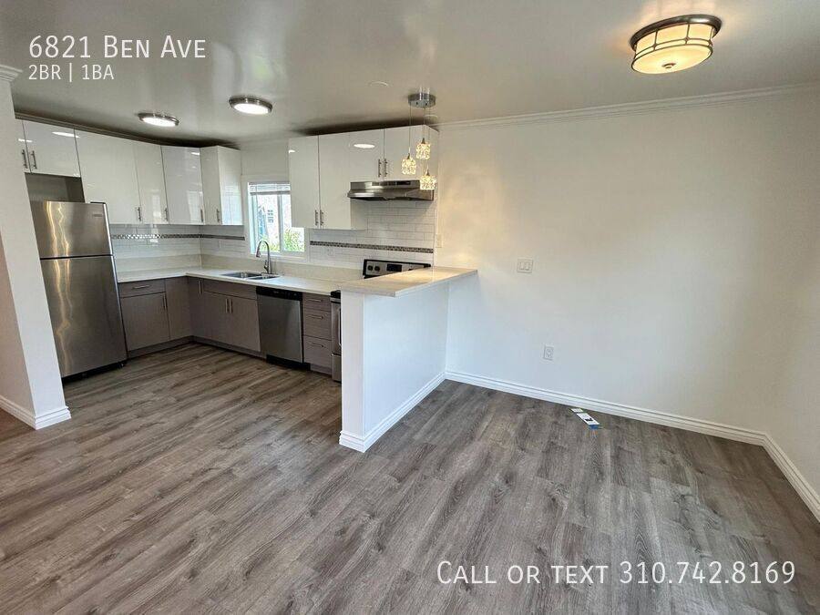 Apartment for rent at 6821 Ben Ave, North Hollywood, CA 91605