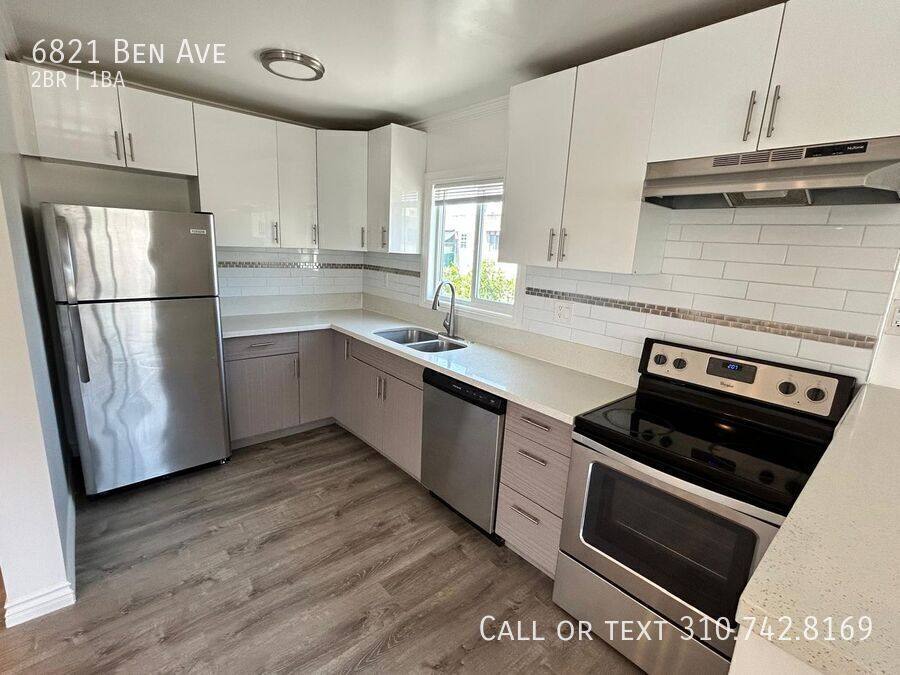Apartment for rent at 6821 Ben Ave, North Hollywood, CA 91605